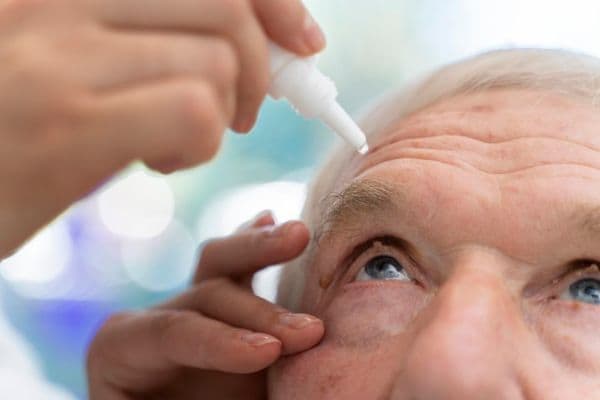 Dry eye research subjects needed!