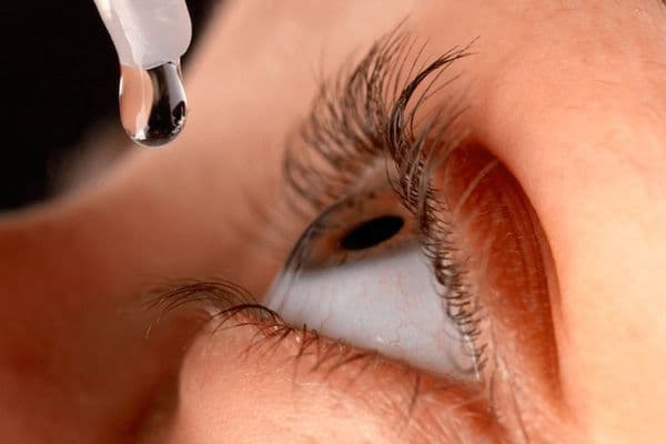eye drop woman small