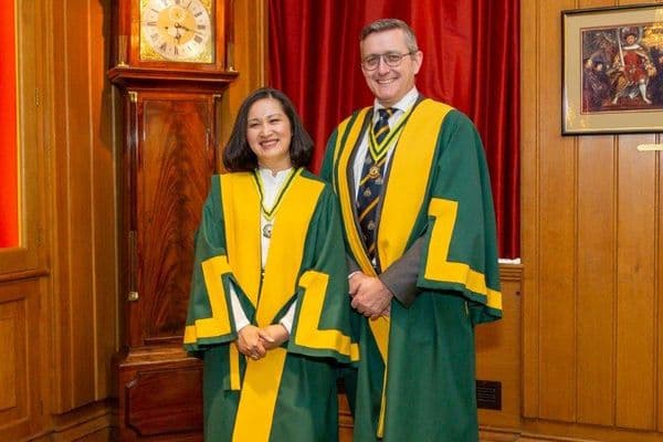 New partnership to boost dispensing education