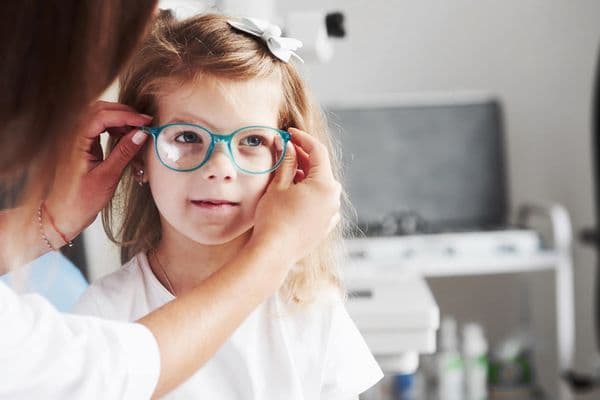 Testing environment critical in paediatric lens compensation