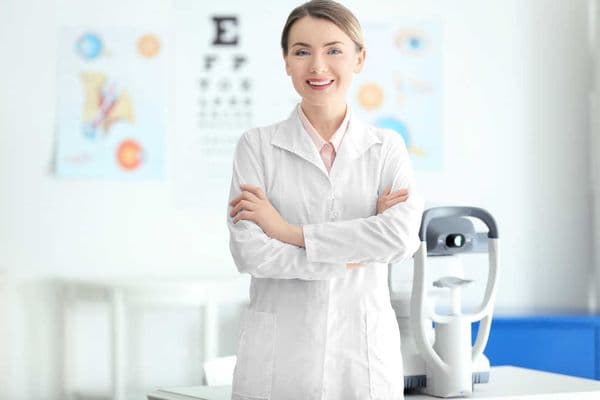 Optoms to plug ophthalmologist gap?
