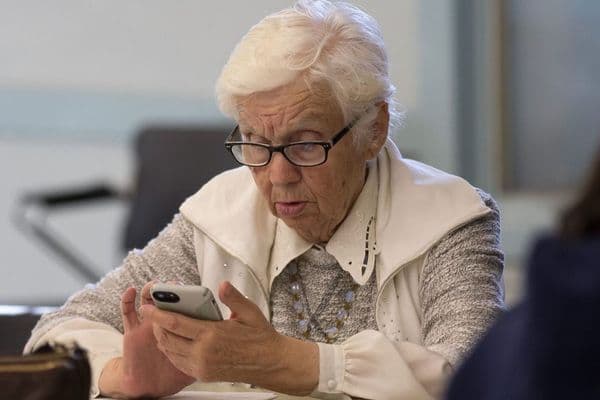 App tests presbyopes
