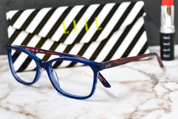 Elle fuses chic with relaxed elegance