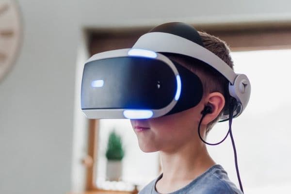 Getting to grips with VR and AR’s potential in eyecare