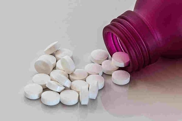 AI and blockchain impact pharmaceuticals