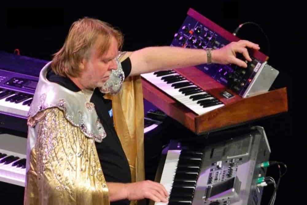 Stars and their eyes… Rick Wakeman