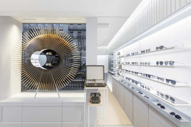 Dior opens eyewear store
