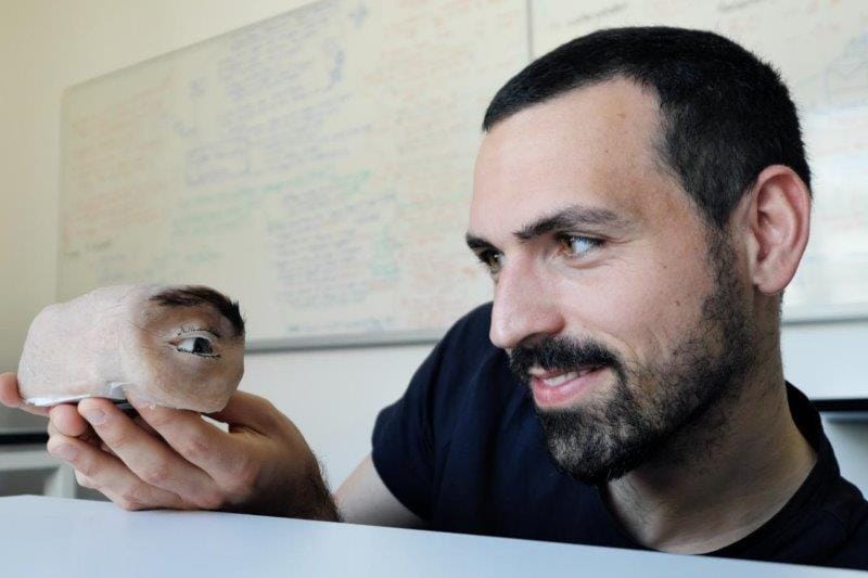 Human eye webcam, anyone?