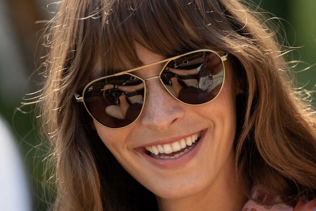 Brilliant in the sun (1)
