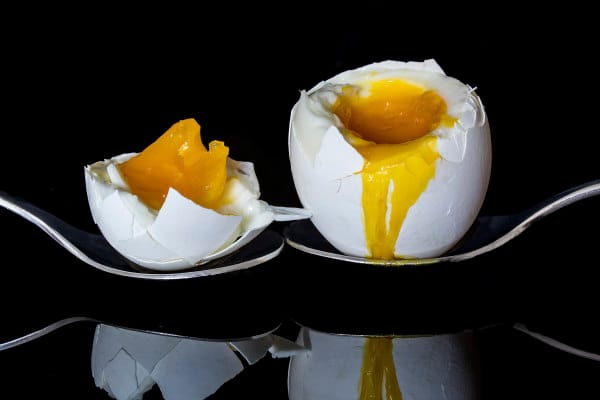 Eggs reduce AMD risk