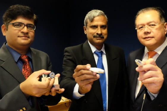 Pen camera could simplify gonioscopy