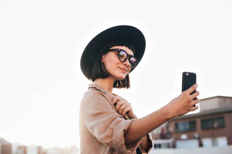 Style Eyes: Thriving in an online world