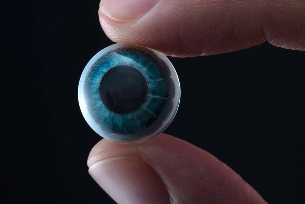 'Invisible computing' AR lens