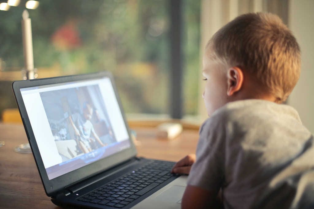 Kids need more sleep, less screen time