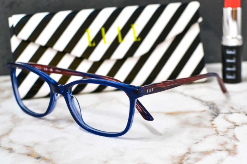 Elle fuses chic with relaxed elegance