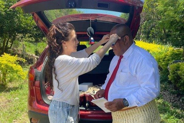 Helping Tongans see and be seen