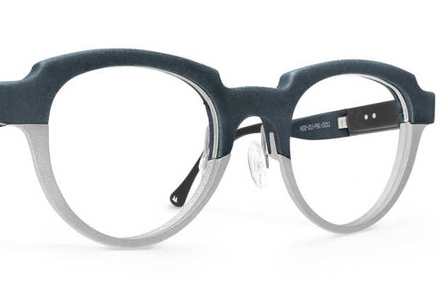 Zeiss backs autofocus glasses maker