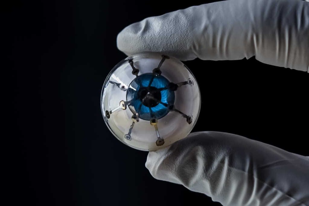 Bionic eyes: no longer science fiction