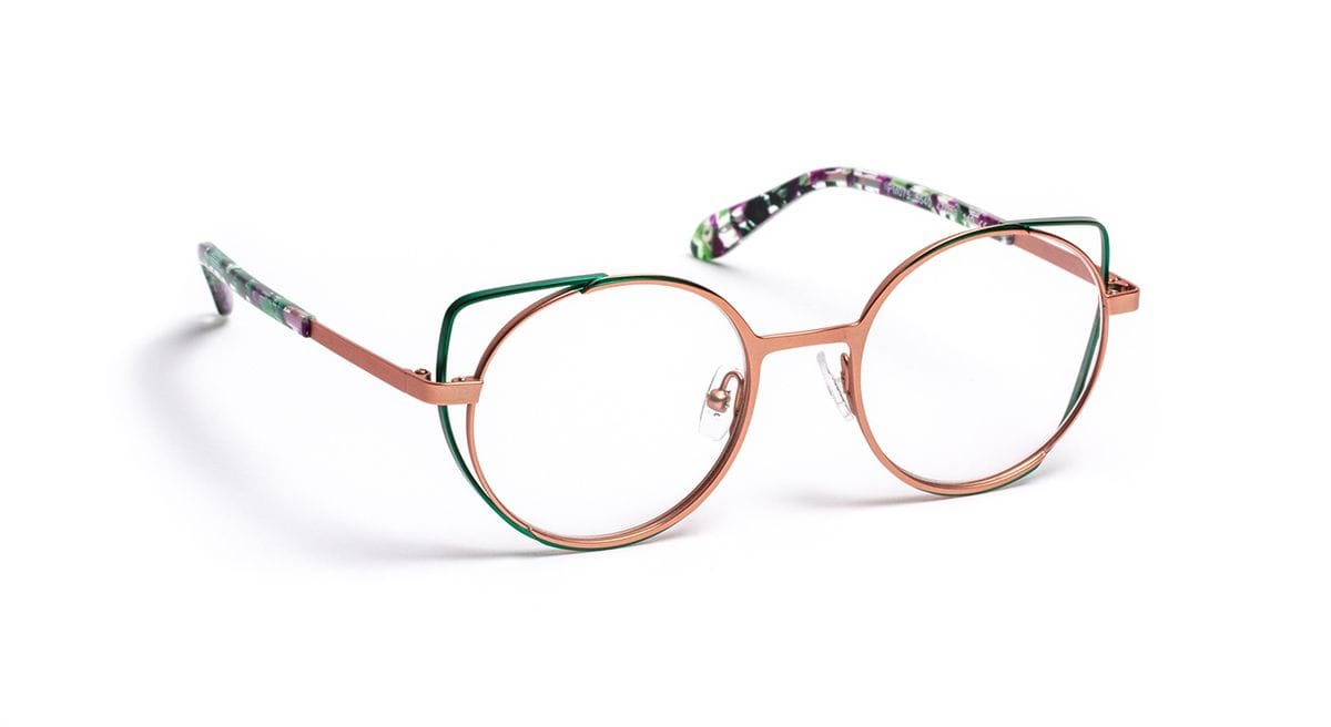 Striking petite styles