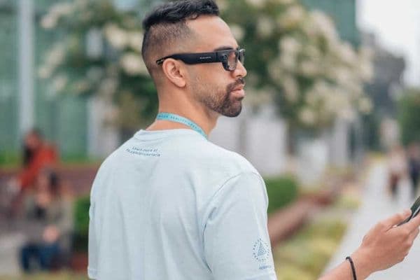 FB, EssilorLuxottica: a ‘smart’ powerhouse