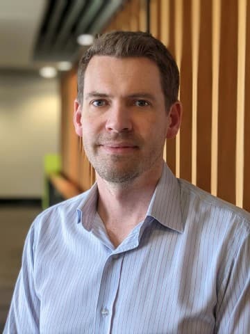 Getting to grips with VR and AR’s potential in eyecare-dr-phil-turnbull.jpeg
