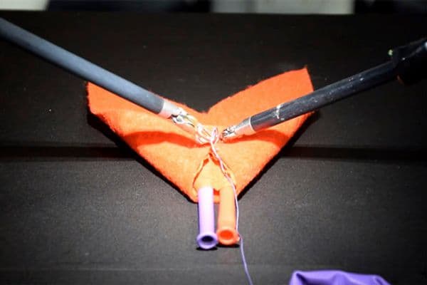 Surgical robot given sense of touch
