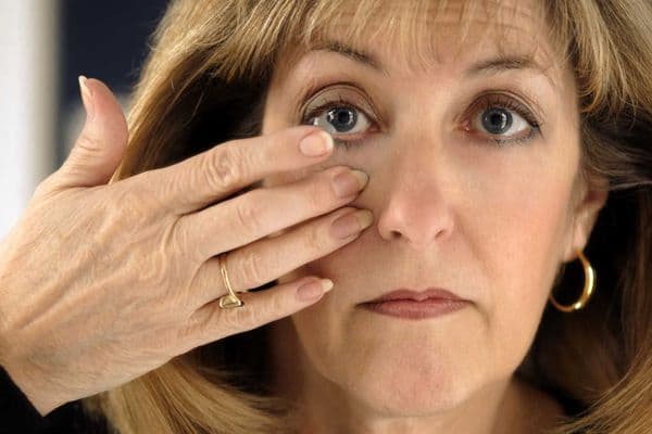 Alcon launches multifocal presbyopia CLs (1)