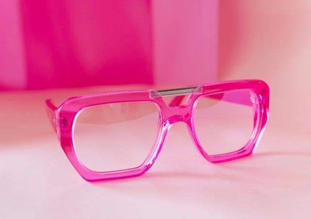 A case of pink eye: Barbiemania-kirkandkirk-centena-horace.jpg