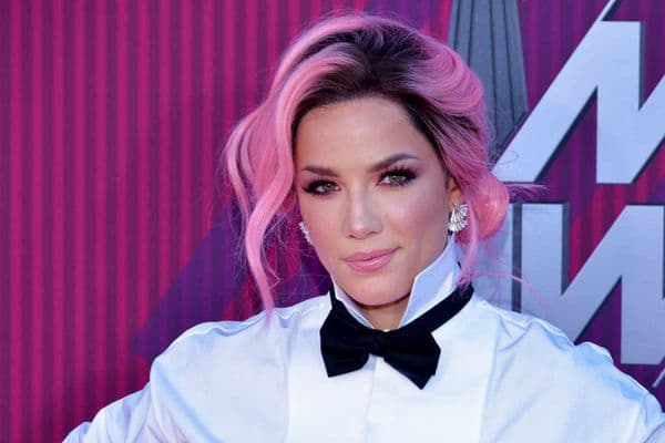 Stars and their eyes … Halsey
