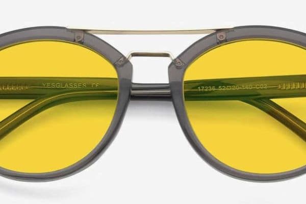 Thumbs down for yellow ‘night vision’ lenses