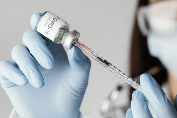 ECPs asked to report Covid-19 vaccination reactions