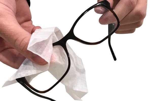 SPONSORED: Spectacle hygiene 101