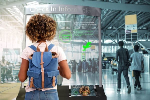 Smart glass, plastic unveiled