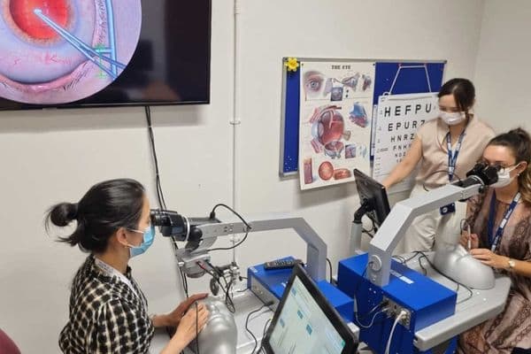 LETTER: The effect of the pandemic on cataract surgery and training (1)