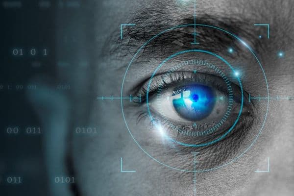 AI and retinal maps reveal disease associations
