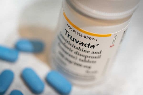 HIV drugs mitigate dry AMD risk