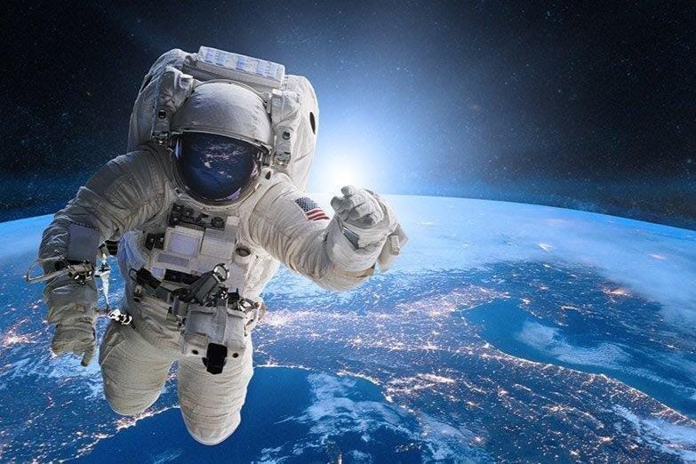 Improving astronaut vision in long-haul space flights