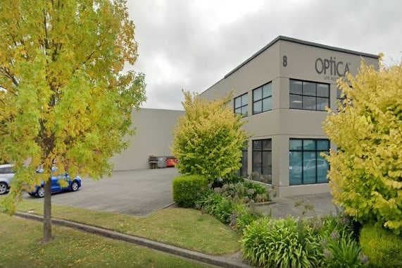 Optica acquires Eyeline Optical