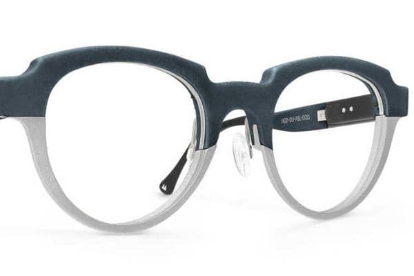 Zeiss backs autofocus glasses maker
