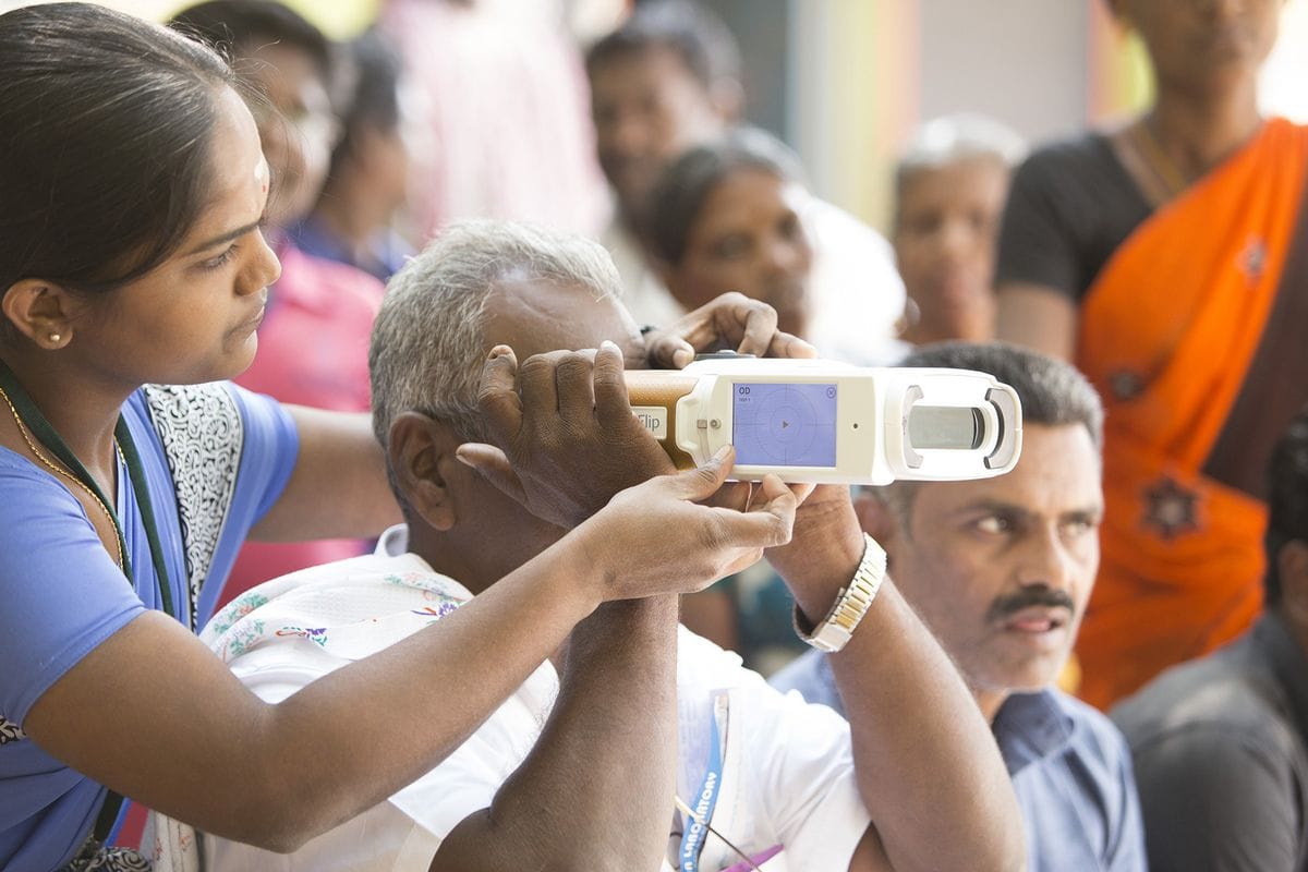 A quest for accessible, accurate autorefraction