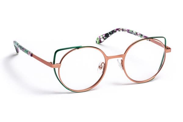 Striking petite styles