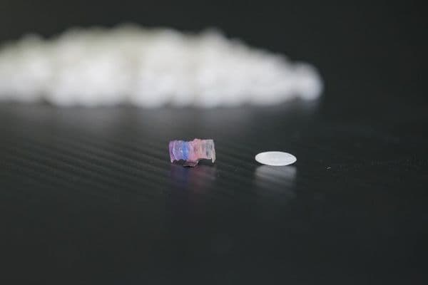 Drug-delivering, swimming micro-robots validated