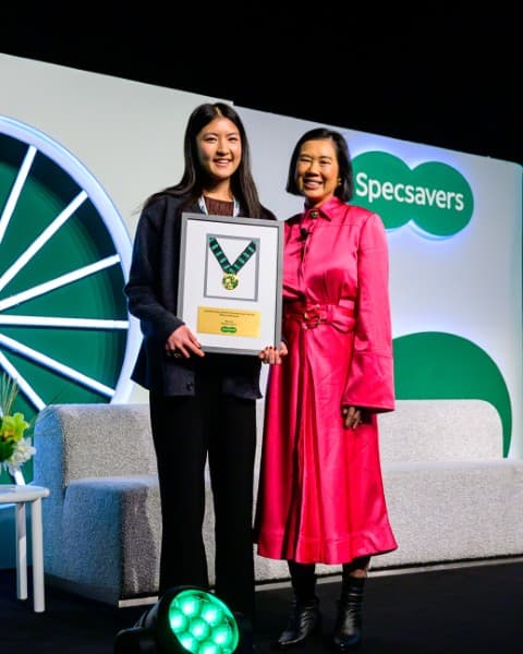 B SCC2025 Awards Taylor Xue With Cindy Nguyen CROP